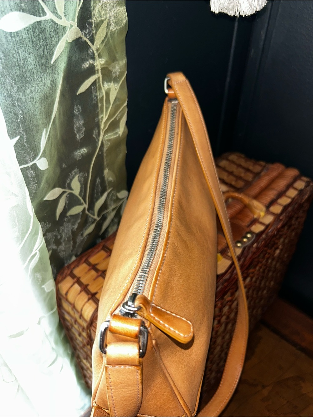 Coach 2003 Hampton Demi Baguette Bag in Camel leather with COA - Picture 11 of 16